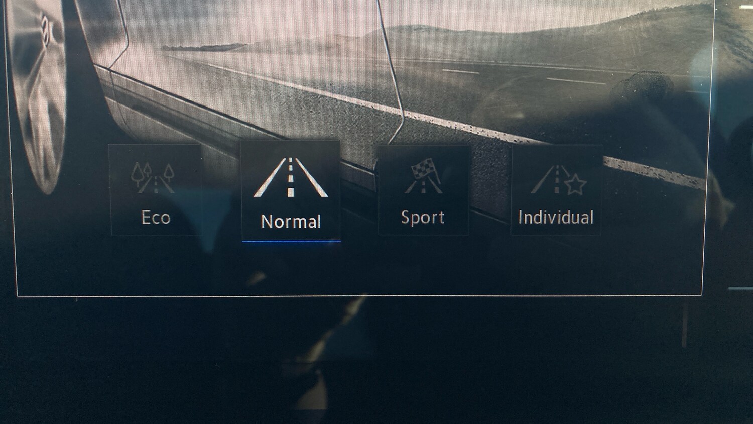 Used Volkswagen T-Roc 2025 for sale - 78011474: Photo 40