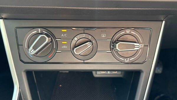 Used Volkswagen Polo 2024 for sale - 75357069: Photo 21