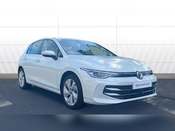 Used Volkswagen Golf 2024 for sale - 78792102: Photo