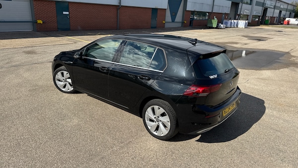 Used Volkswagen Golf 2024 for sale - 75955922: Photo 22