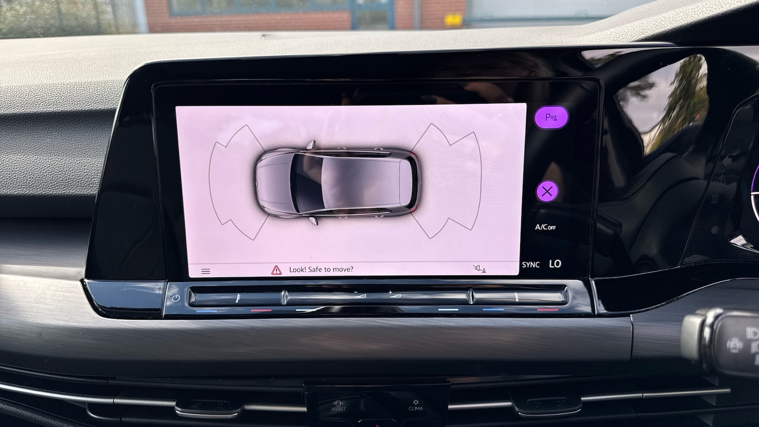 Used Volkswagen Golf 2024 for sale - 75955922: Photo 45