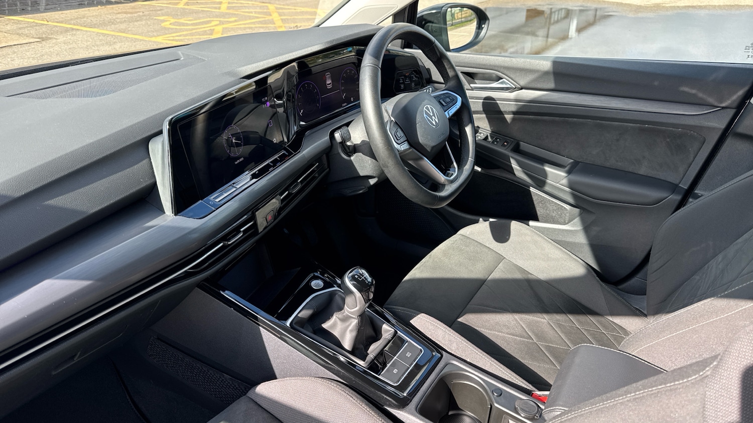 Used Volkswagen Golf 2024 for sale - 75955922: Photo 9