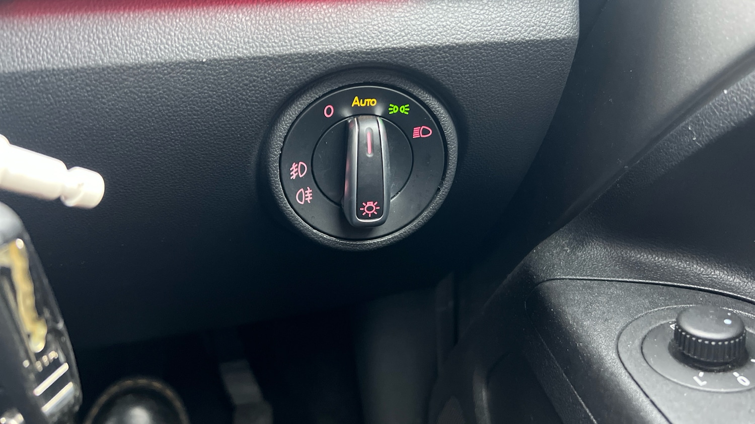 Used Volkswagen up! 2021 for sale - 77435601: Photo 27