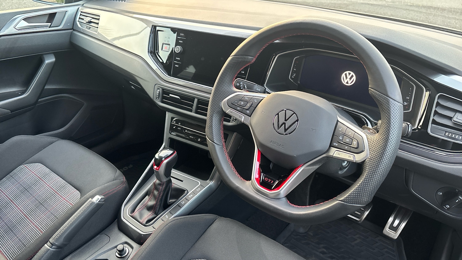 Used Volkswagen Polo 2024 for sale - 77774985: Photo 11