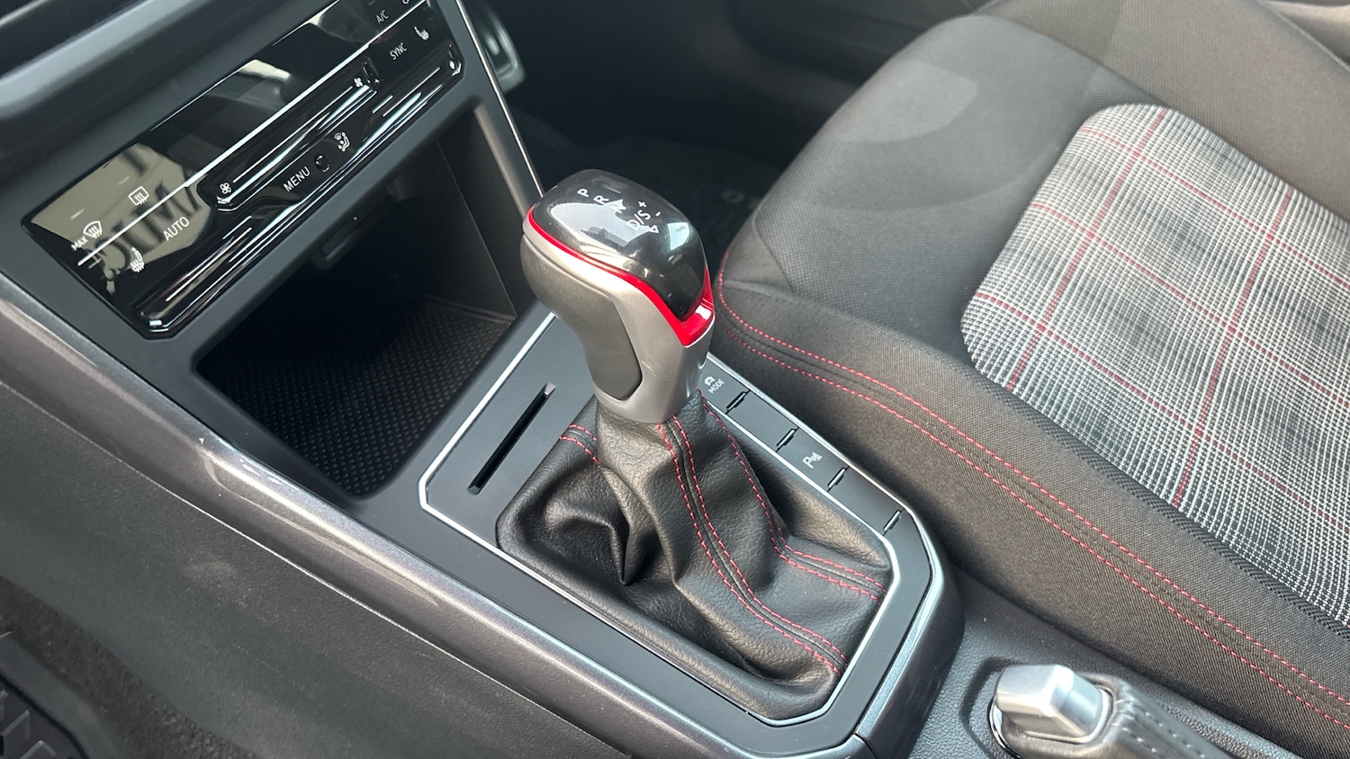 Used Volkswagen Polo 2024 for sale - 77774985: Photo 13