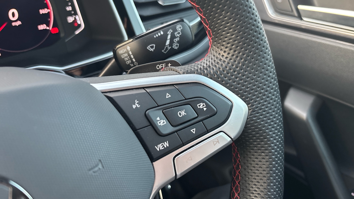 Used Volkswagen Polo 2024 for sale - 77774985: Photo 35