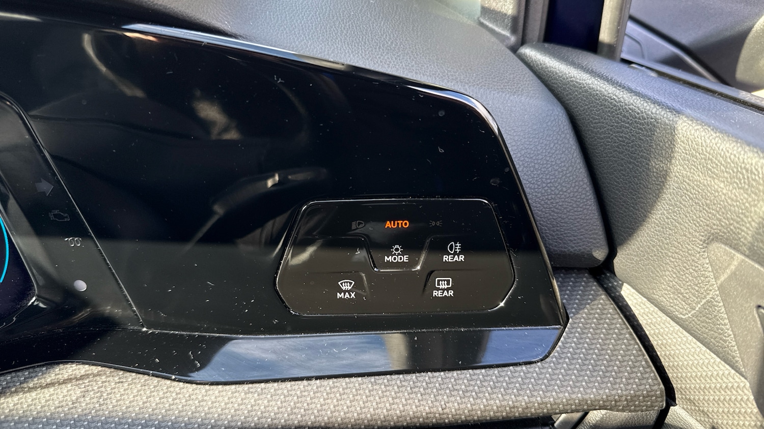 Used Volkswagen Golf 2020 for sale - 76639572: Photo 35