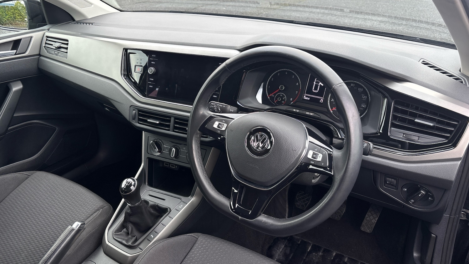 Used Volkswagen Polo 2019 for sale - 77224760: Photo 11