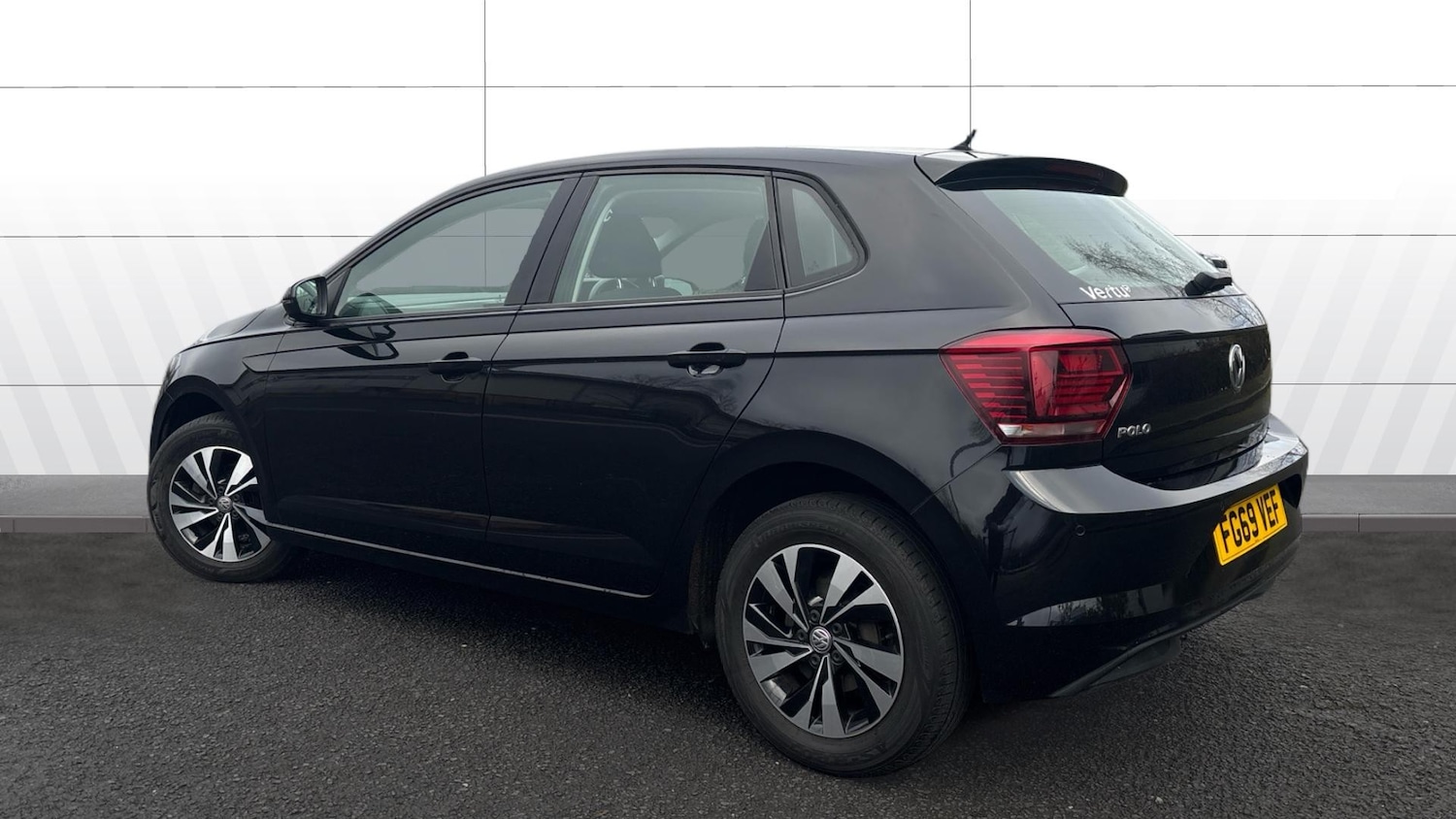 Used Volkswagen Polo 2019 for sale - 77224760: Photo 2