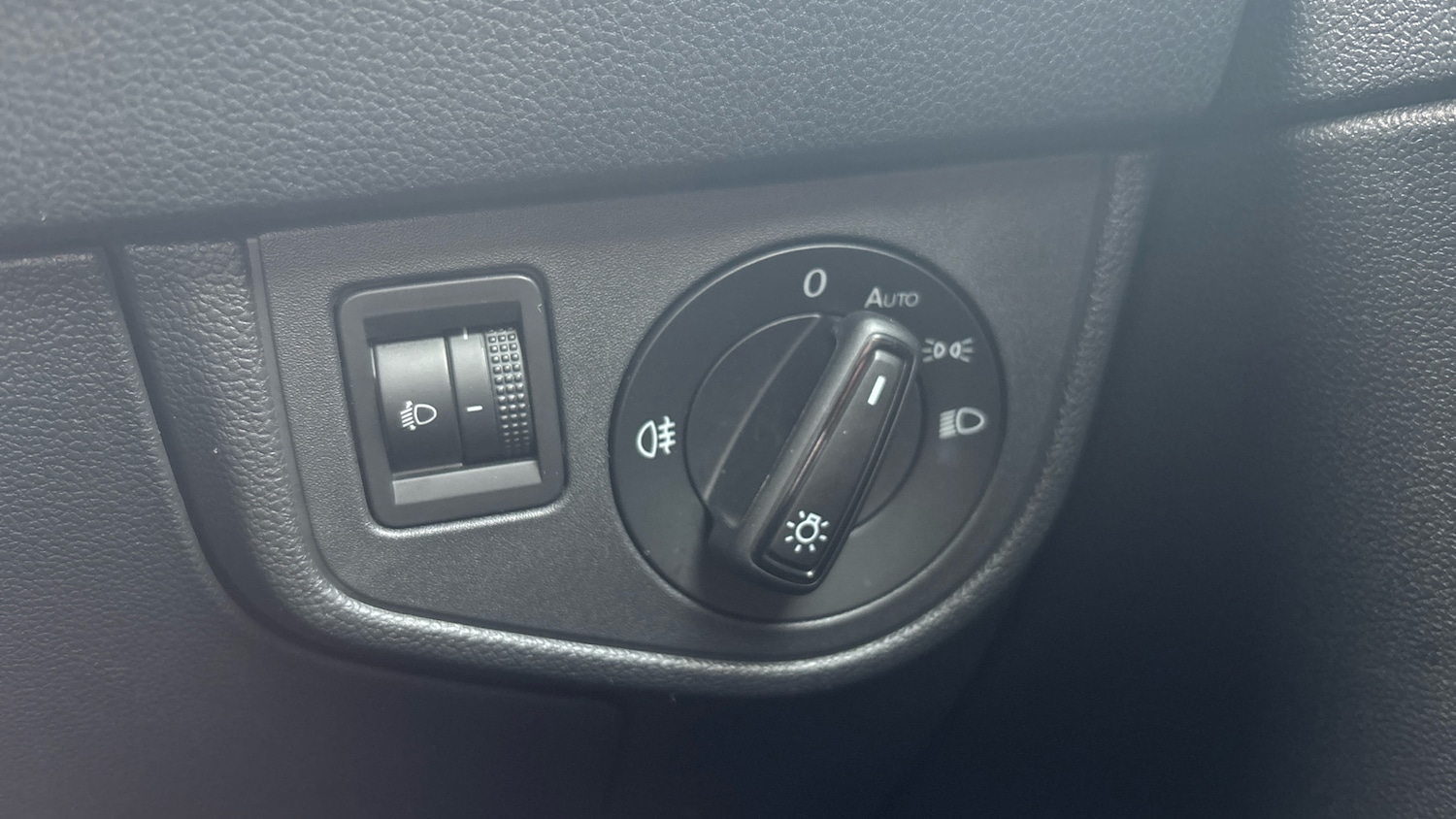 Used Volkswagen Polo 2019 for sale - 77224760: Photo 21