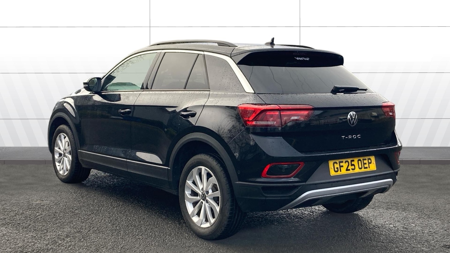 Used Volkswagen T-Roc 2025 for sale - 77264294: Photo 2