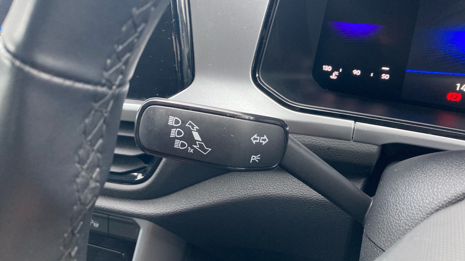 Used Volkswagen T-Roc 2025 for sale - 77264294: Photo 31