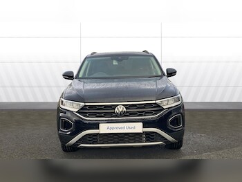 Used Volkswagen T-Roc 2025 for sale - 77264294: Photo
