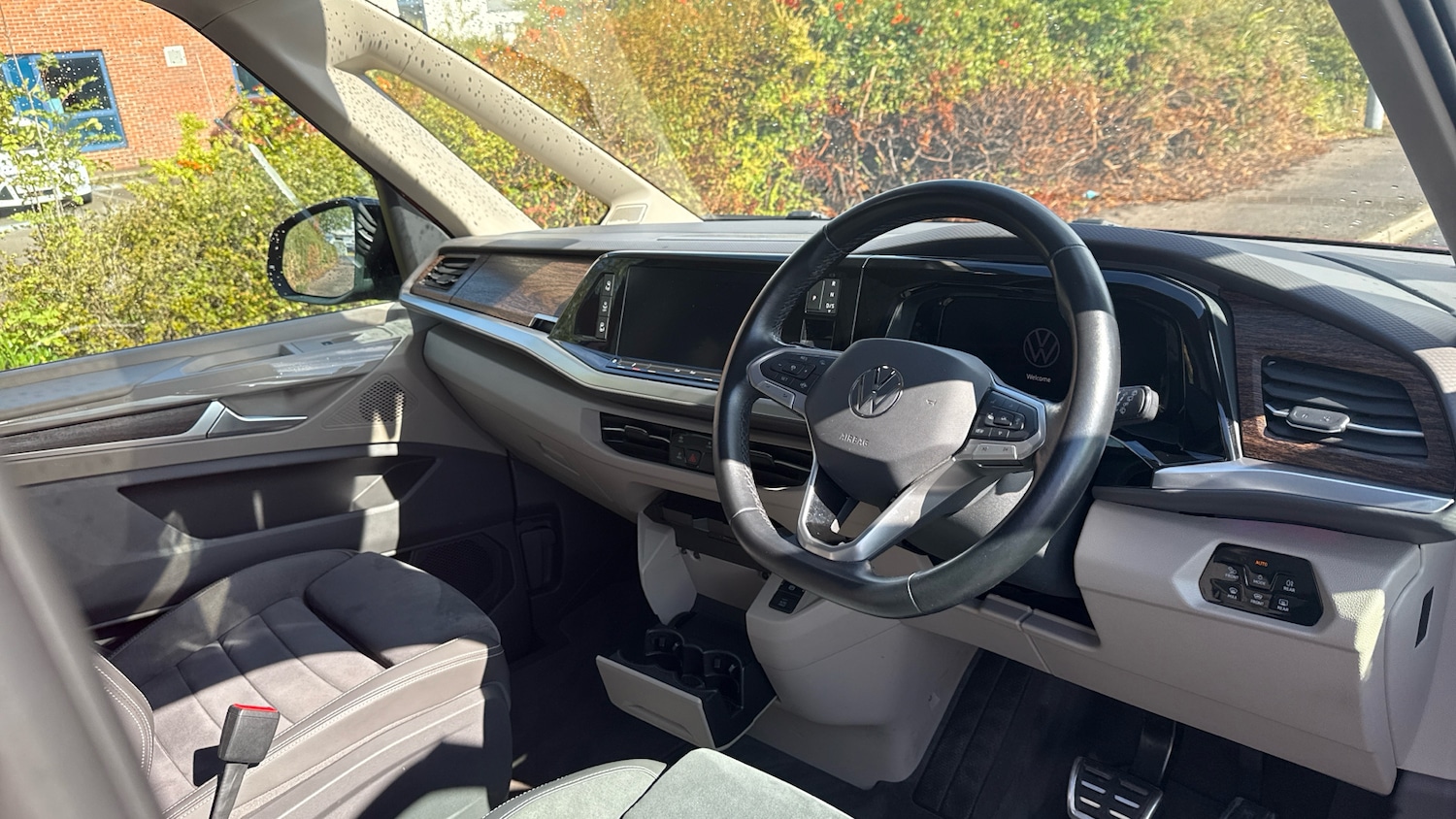 Used Volkswagen Multivan 2023 for sale - 76467933: Photo 11