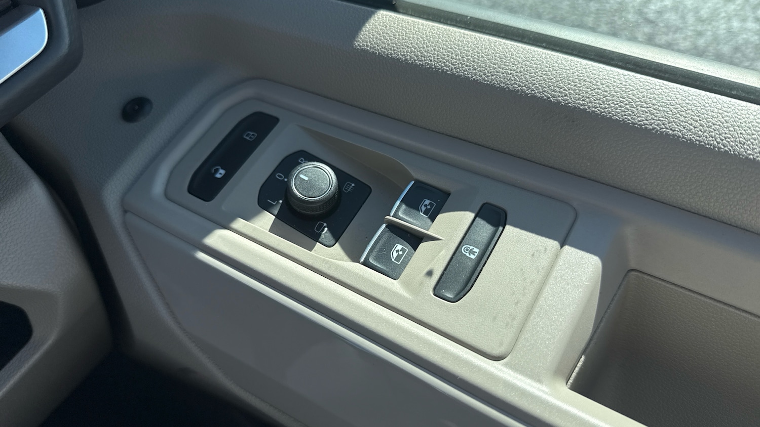 Used Volkswagen Multivan 2023 for sale - 76467933: Photo 32