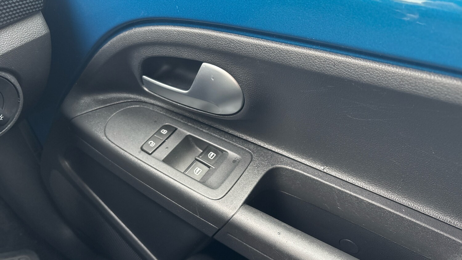 Used Volkswagen up! 2020 for sale - 77528513: Photo 28