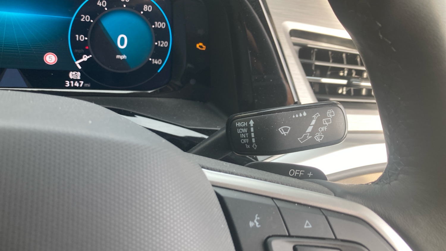 Used Volkswagen Multivan 2024 for sale - 76458182: Photo 31