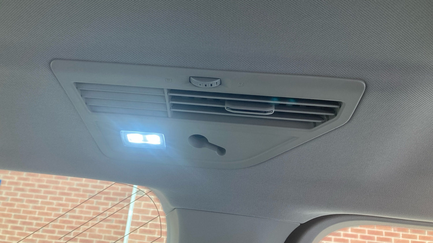 Used Volkswagen Multivan 2024 for sale - 76458182: Photo 39