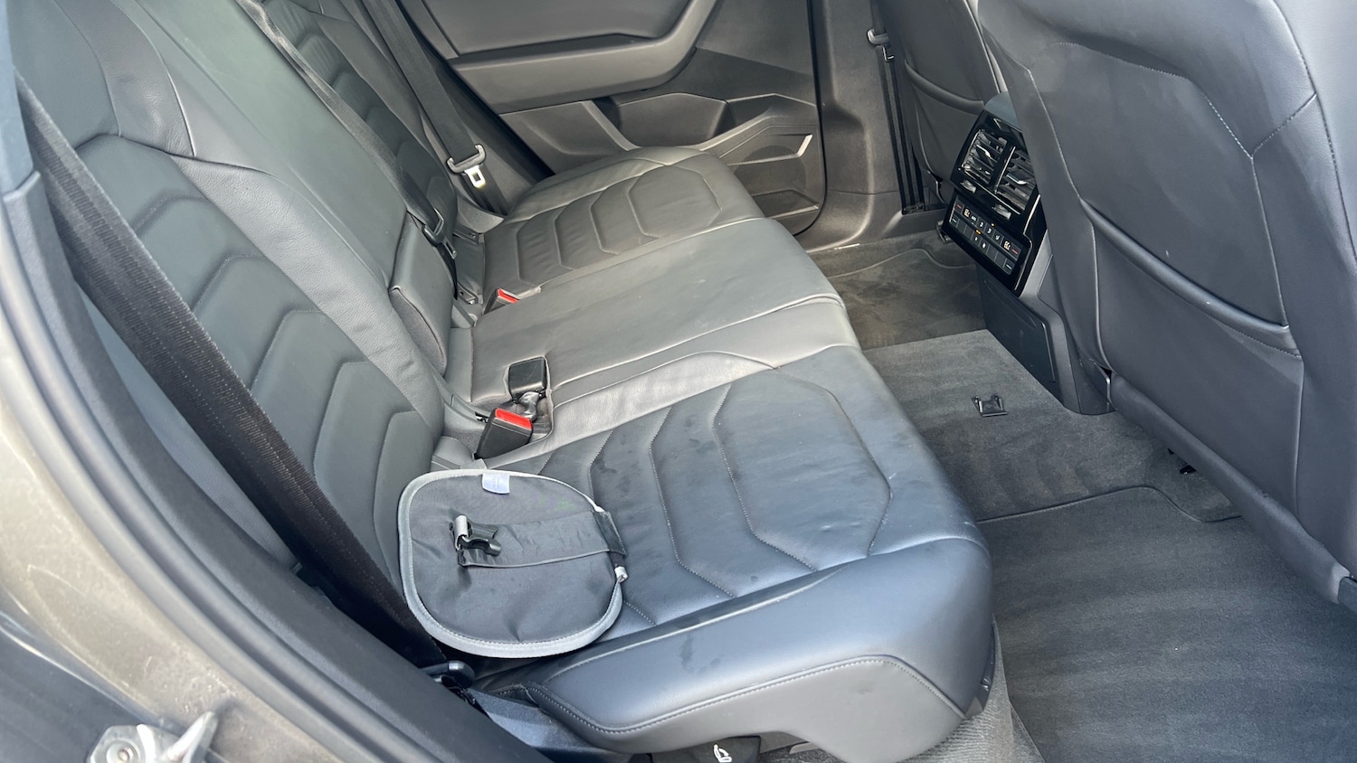 Used Volkswagen Touareg 2020 for sale - 77845194: Photo 35