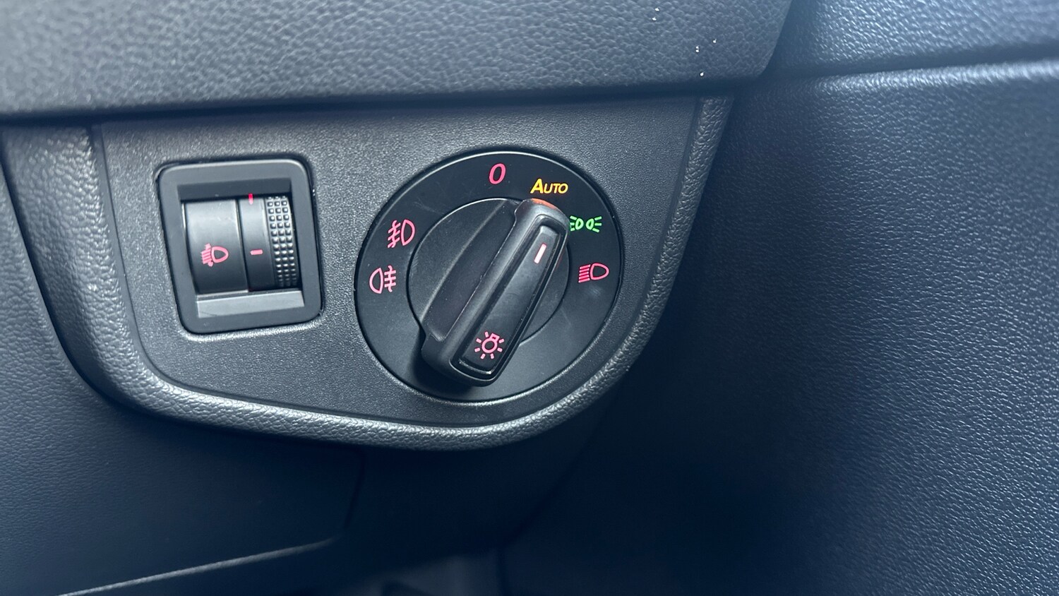 Used Volkswagen Polo 2021 for sale - 77973871: Photo 30