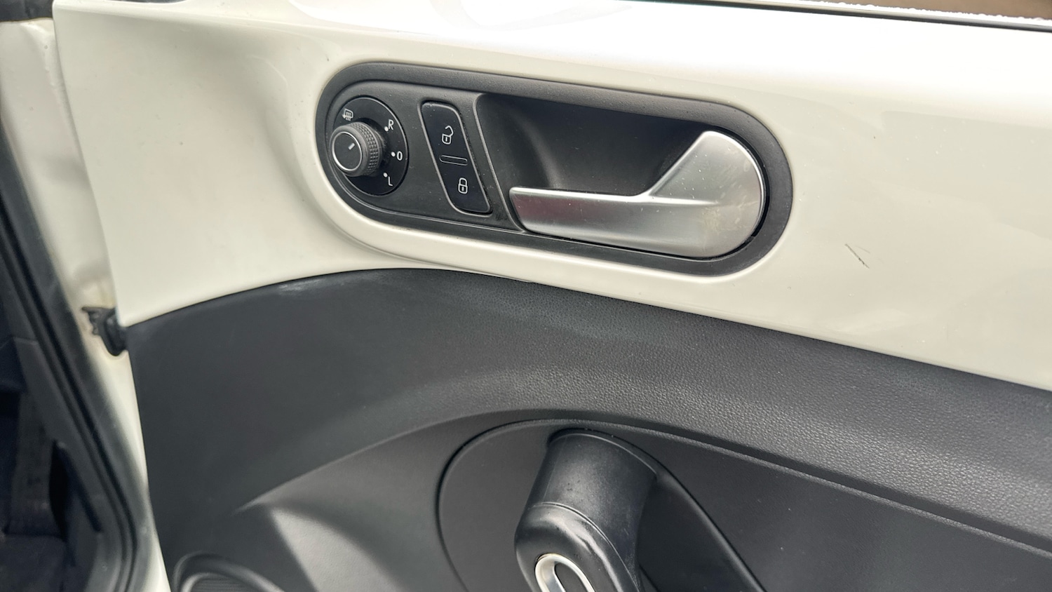 Used Volkswagen Beetle 2014 for sale - 76596103: Photo 26