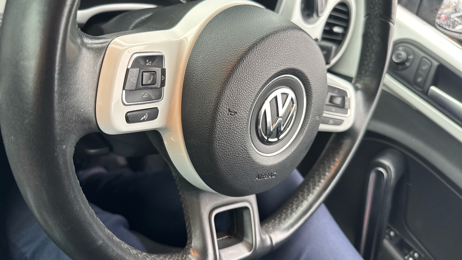 Used Volkswagen Beetle 2014 for sale - 76596103: Photo 35