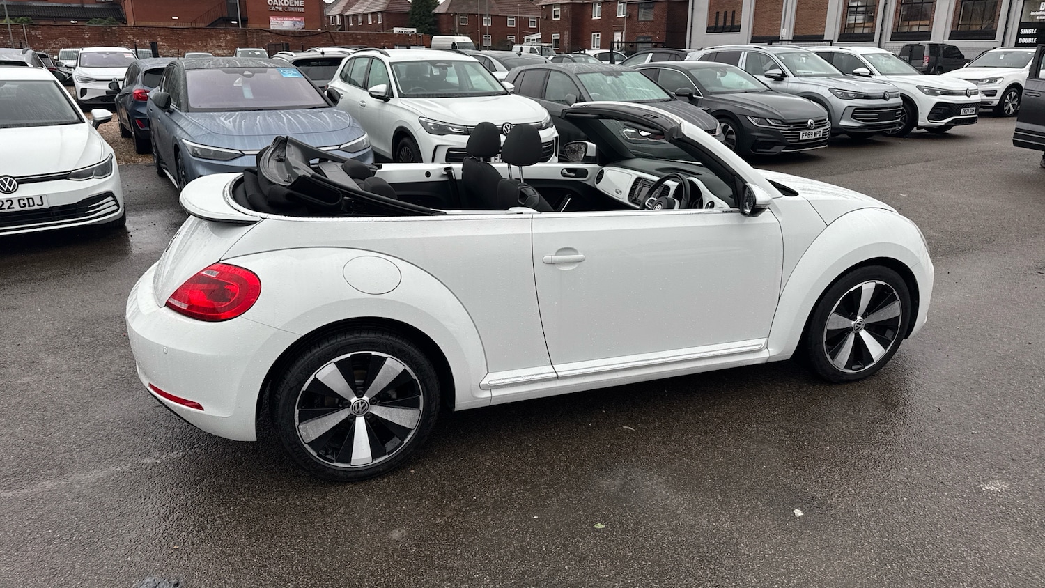 Used Volkswagen Beetle 2014 for sale - 76596103: Photo 38