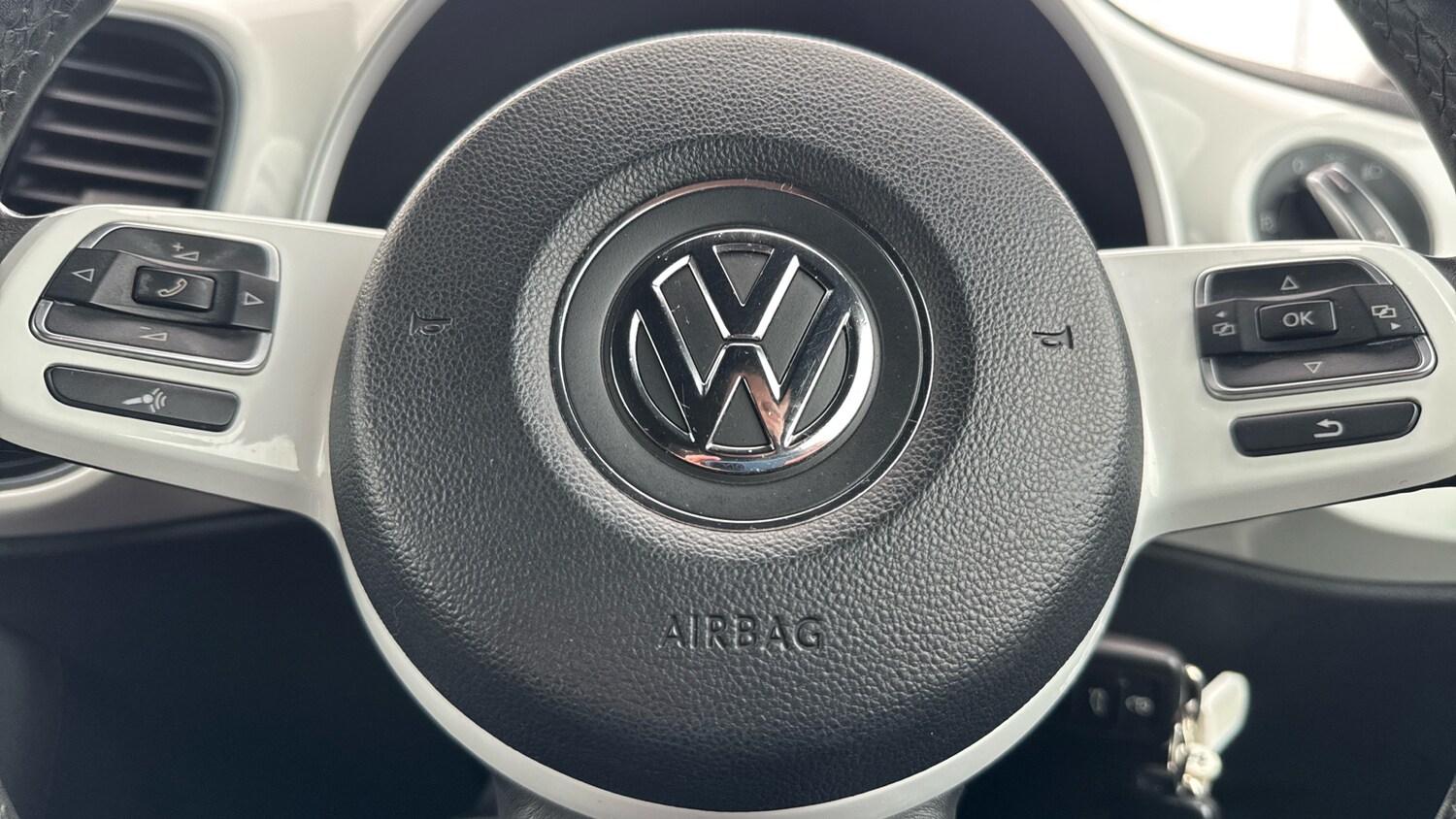 Used Volkswagen Beetle 2014 for sale - 76596103: Photo 8