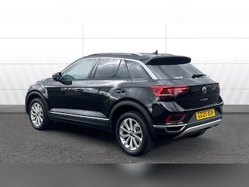 Used Volkswagen T-Roc 2025 for sale - 78267197: Photo