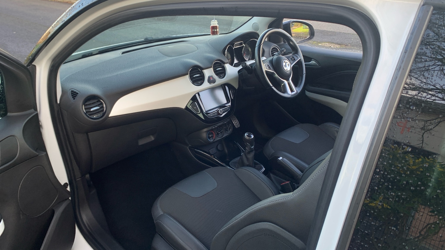 Used Vauxhall ADAM 2016 for sale - 76859011: Photo 16