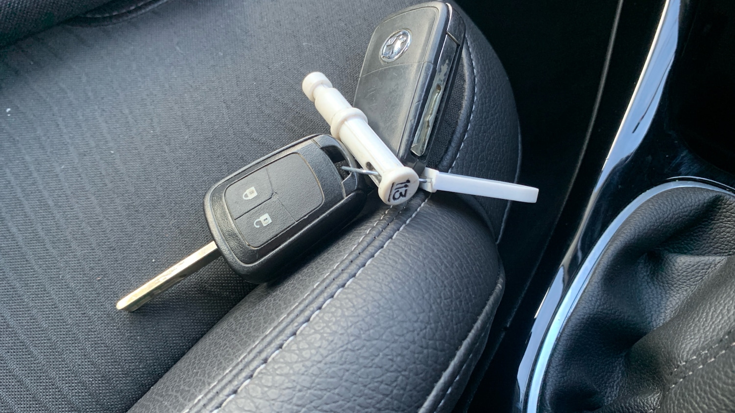 Used Vauxhall ADAM 2016 for sale - 76859011: Photo 20