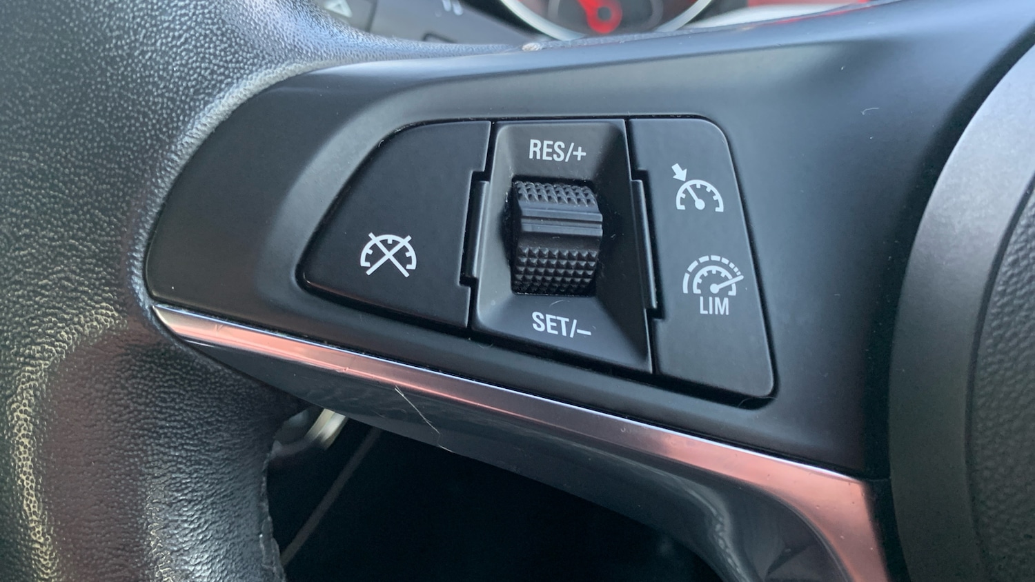 Used Vauxhall ADAM 2016 for sale - 76859011: Photo 21