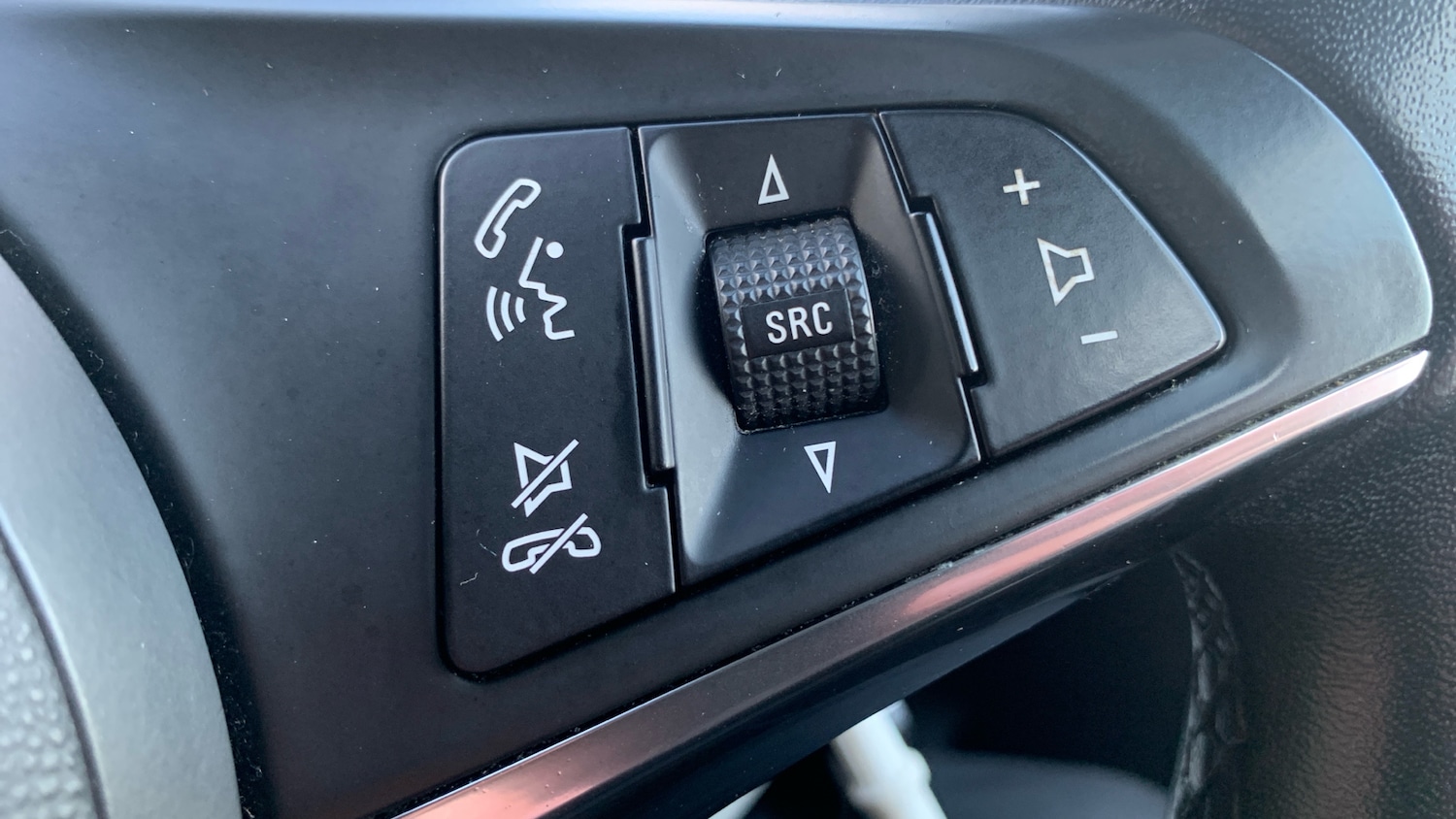 Used Vauxhall ADAM 2016 for sale - 76859011: Photo 22