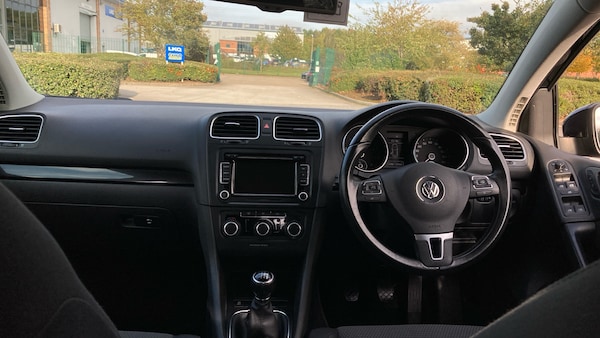 Used Volkswagen Golf 2010 for sale - 76232270: Photo 10