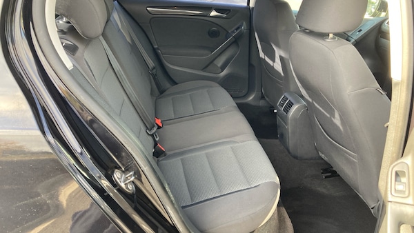 Used Volkswagen Golf 2010 for sale - 76232270: Photo 16