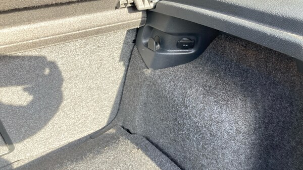 Used Volkswagen Golf 2010 for sale - 76232270: Photo 33