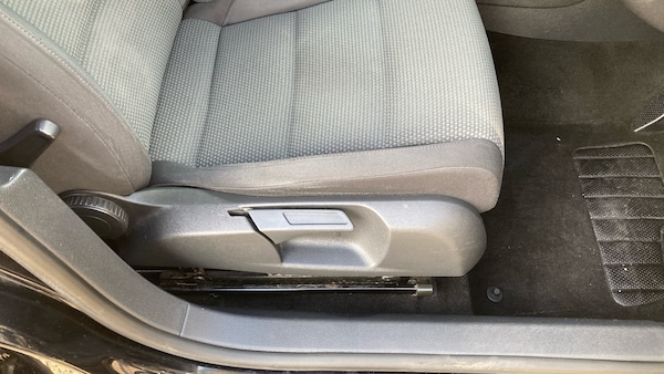 Used Volkswagen Golf 2010 for sale - 76232270: Photo 36
