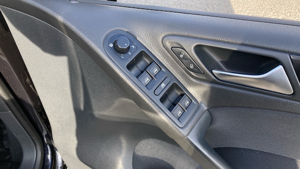 Used Volkswagen Golf 2010 for sale - 76232270: Photo 39
