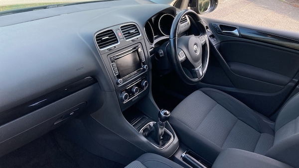 Used Volkswagen Golf 2010 for sale - 76232270: Photo 9