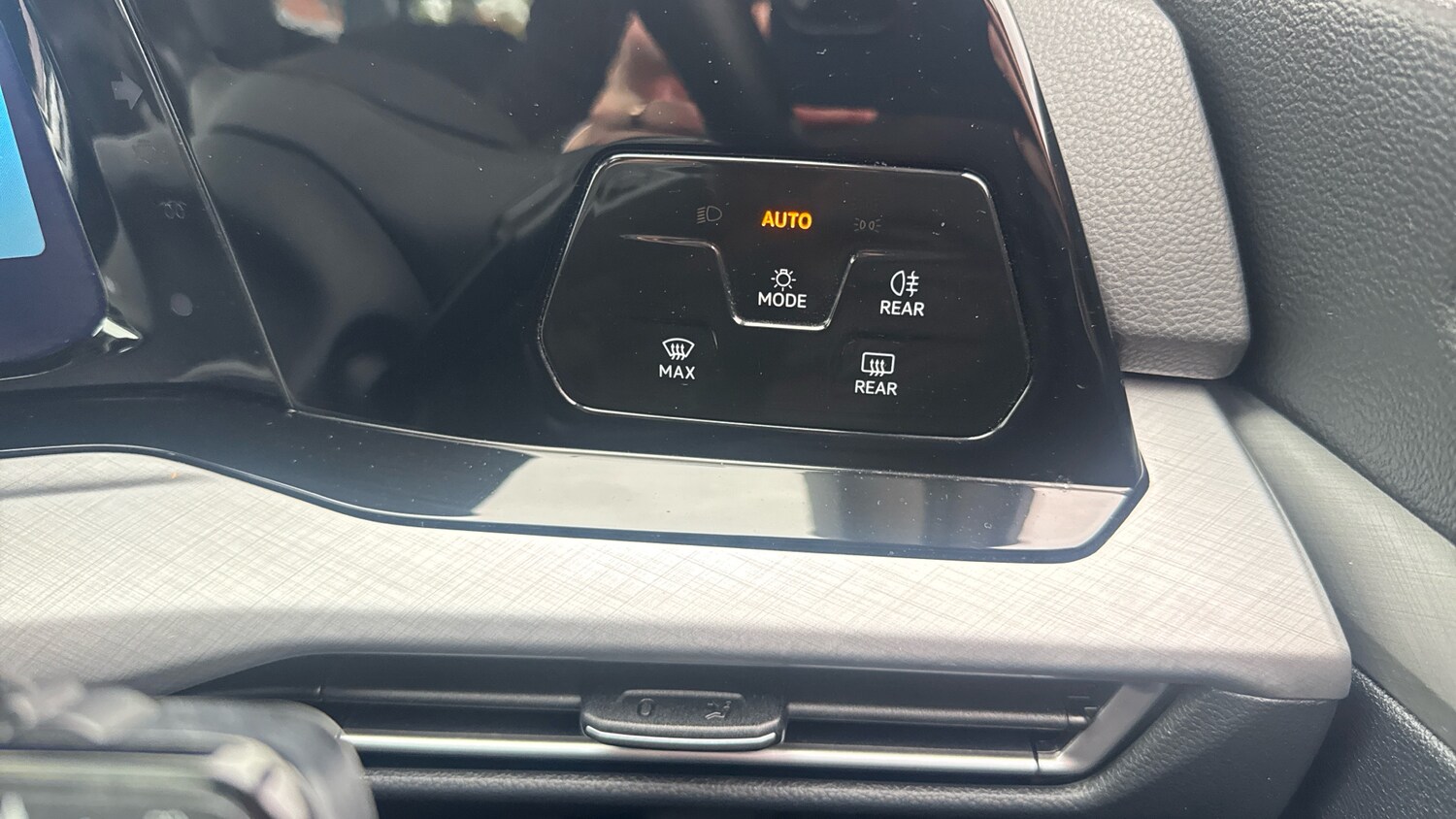 Used Volkswagen Golf 2022 for sale - 76289094: Photo 34