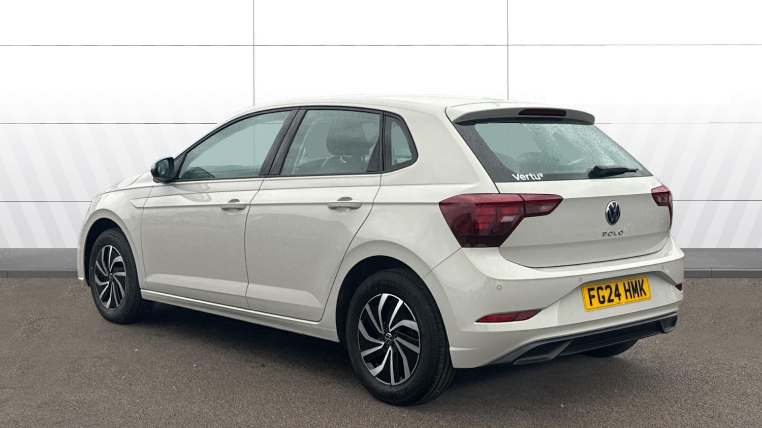 Used Volkswagen Polo 2024 for sale - 77689144: Photo 2