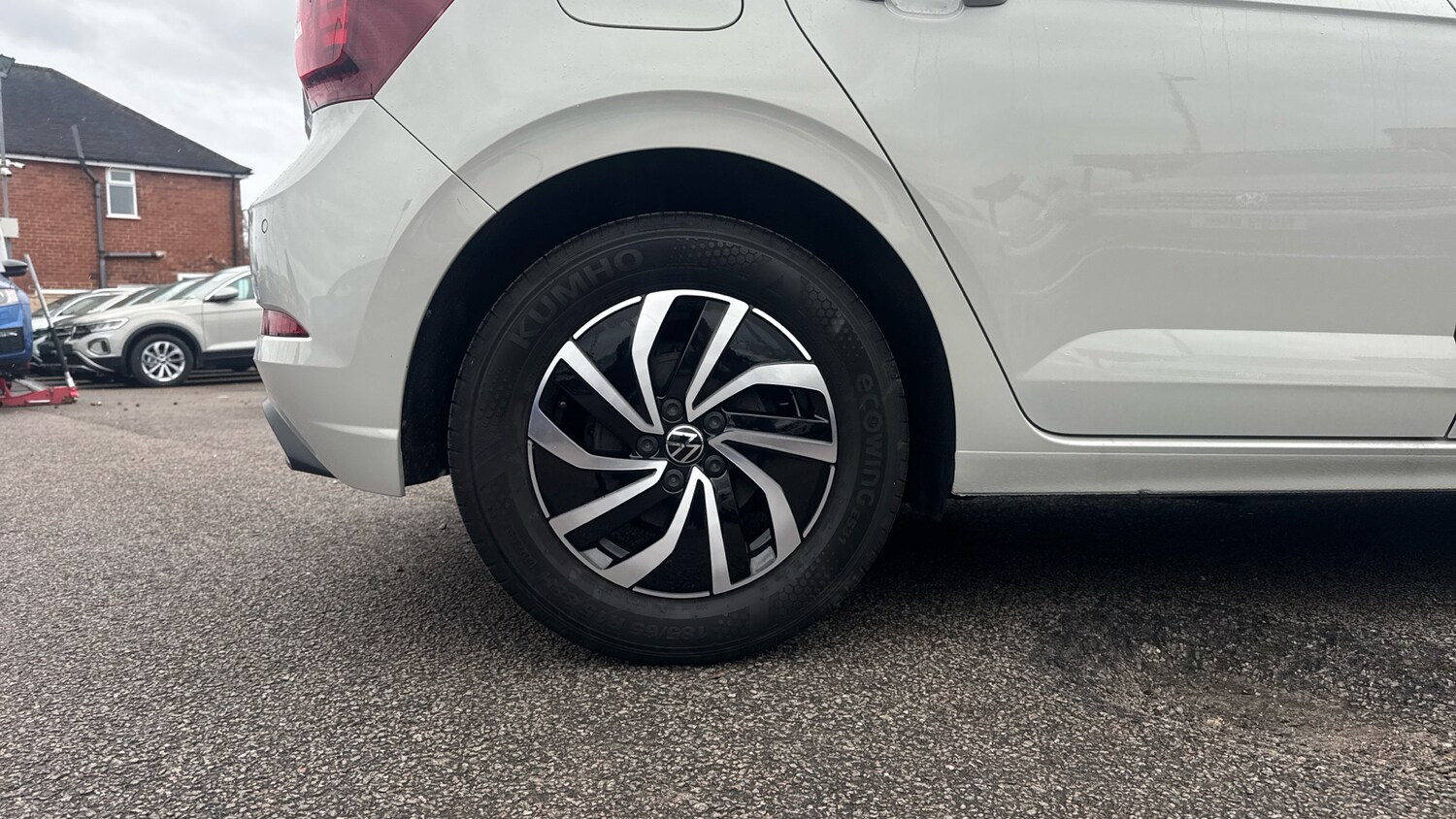 Used Volkswagen Polo 2024 for sale - 77689144: Photo 7