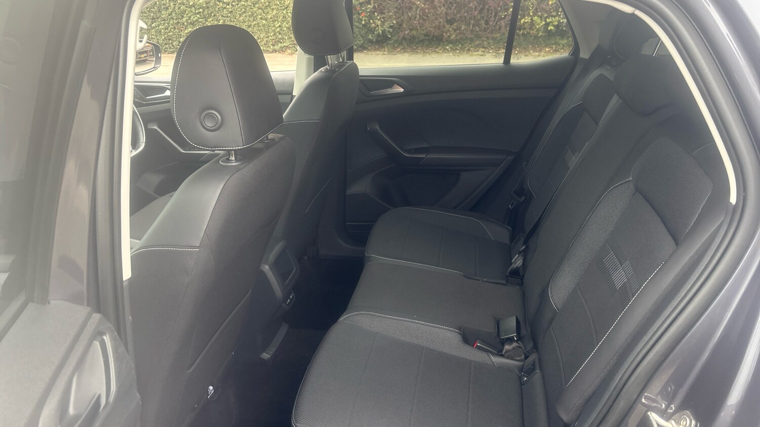 Used Volkswagen T-Cross 2023 for sale - 76253125: Photo 16