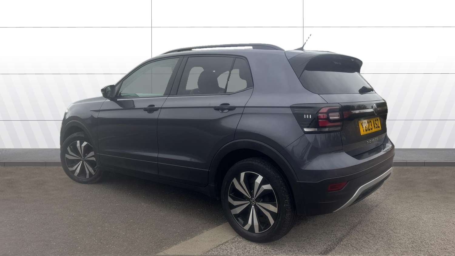 Used Volkswagen T-Cross 2023 for sale - 76253125: Photo 2