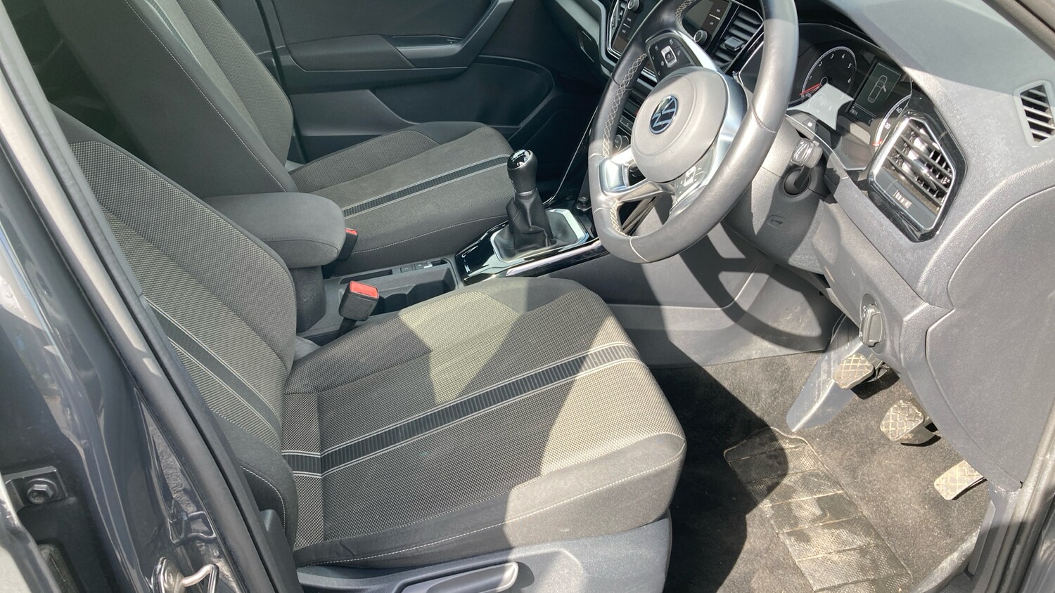 Used Volkswagen T-Roc 2021 for sale - 78060778: Photo 29