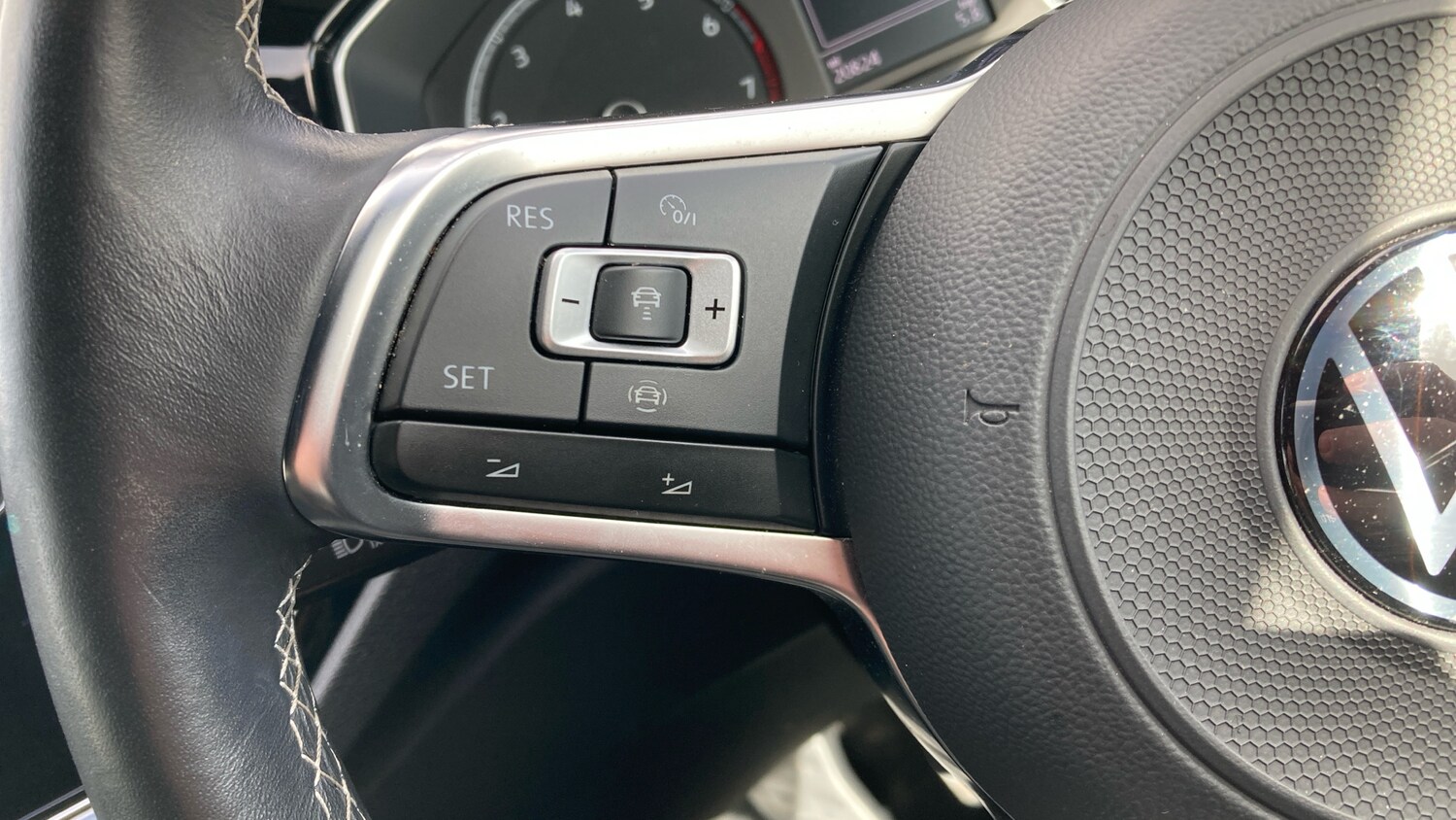 Used Volkswagen T-Roc 2021 for sale - 78060778: Photo 34