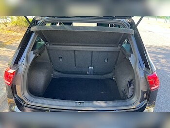 Used Volkswagen Tiguan 2023 for sale - 78400019: Photo