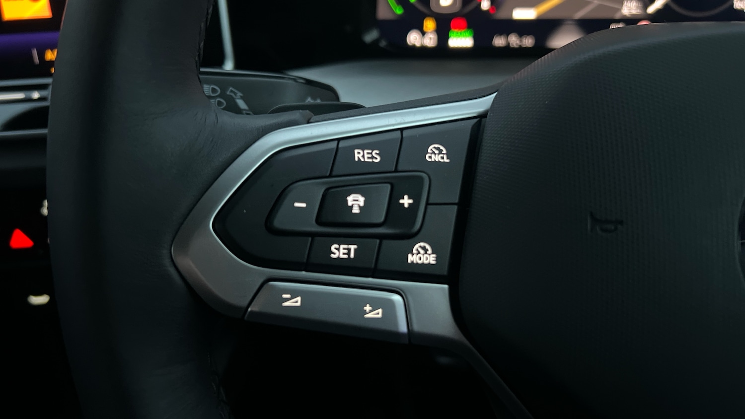 Used Volkswagen Golf 2025 for sale - 77061530: Photo 24