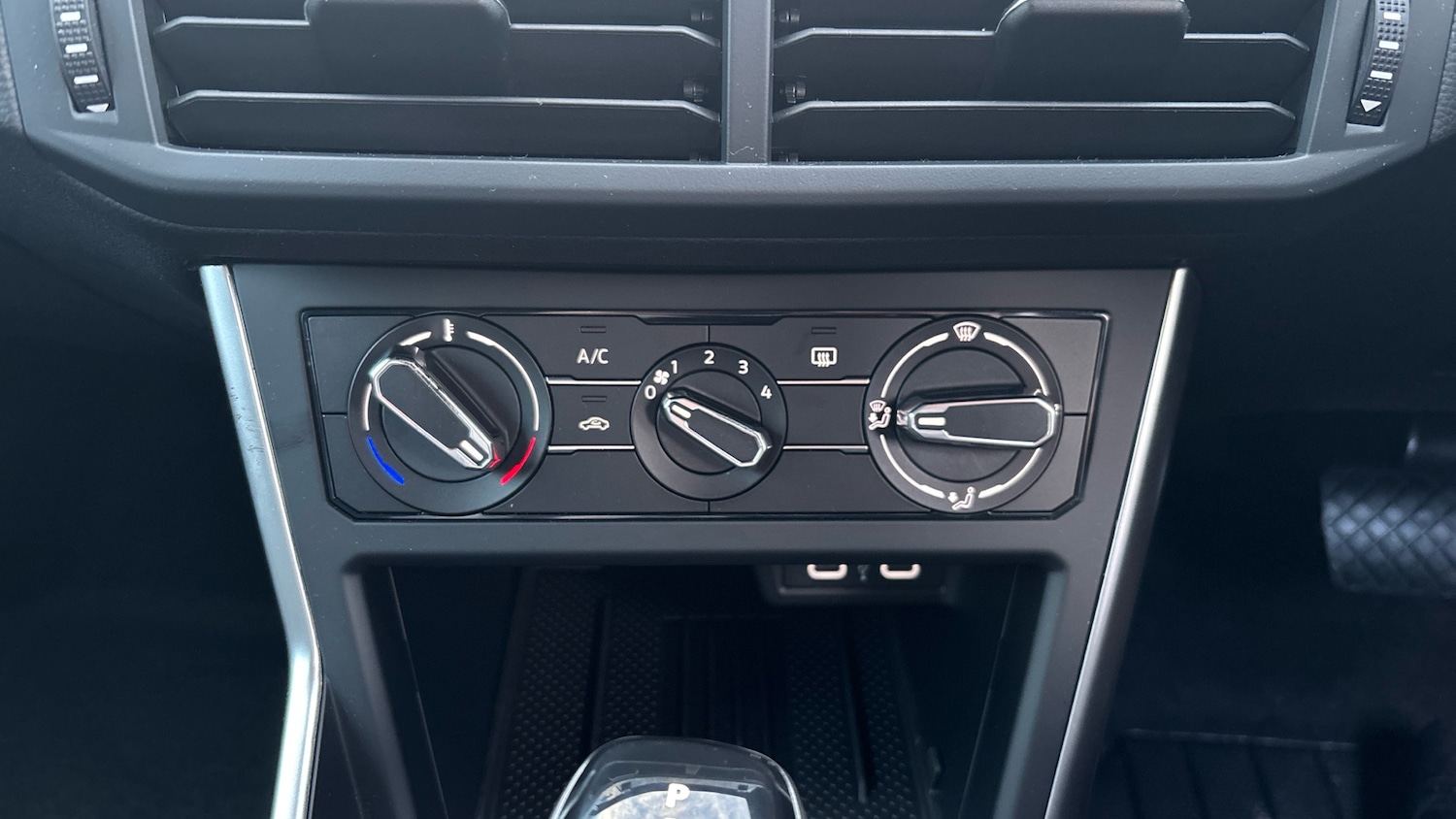 Used Volkswagen Polo 2025 for sale - 77323789: Photo 39