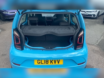 Used Volkswagen up! 2018 for sale - 78630527: Photo
